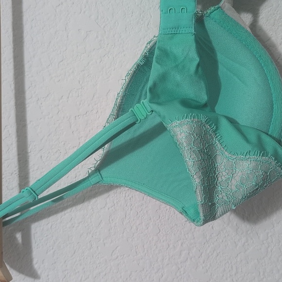 Victoria's Secret Very Sexy Push-Up Aquamarine Green Teal White Lace size 34C - Picture 5 of 7